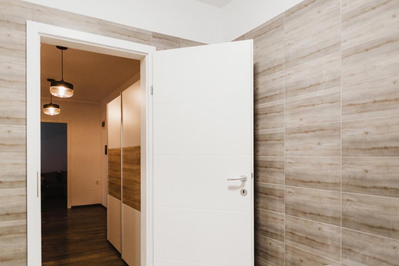 One Room Apart T3 With Free Parking Cluj-Napoca Ngoại thất bức ảnh